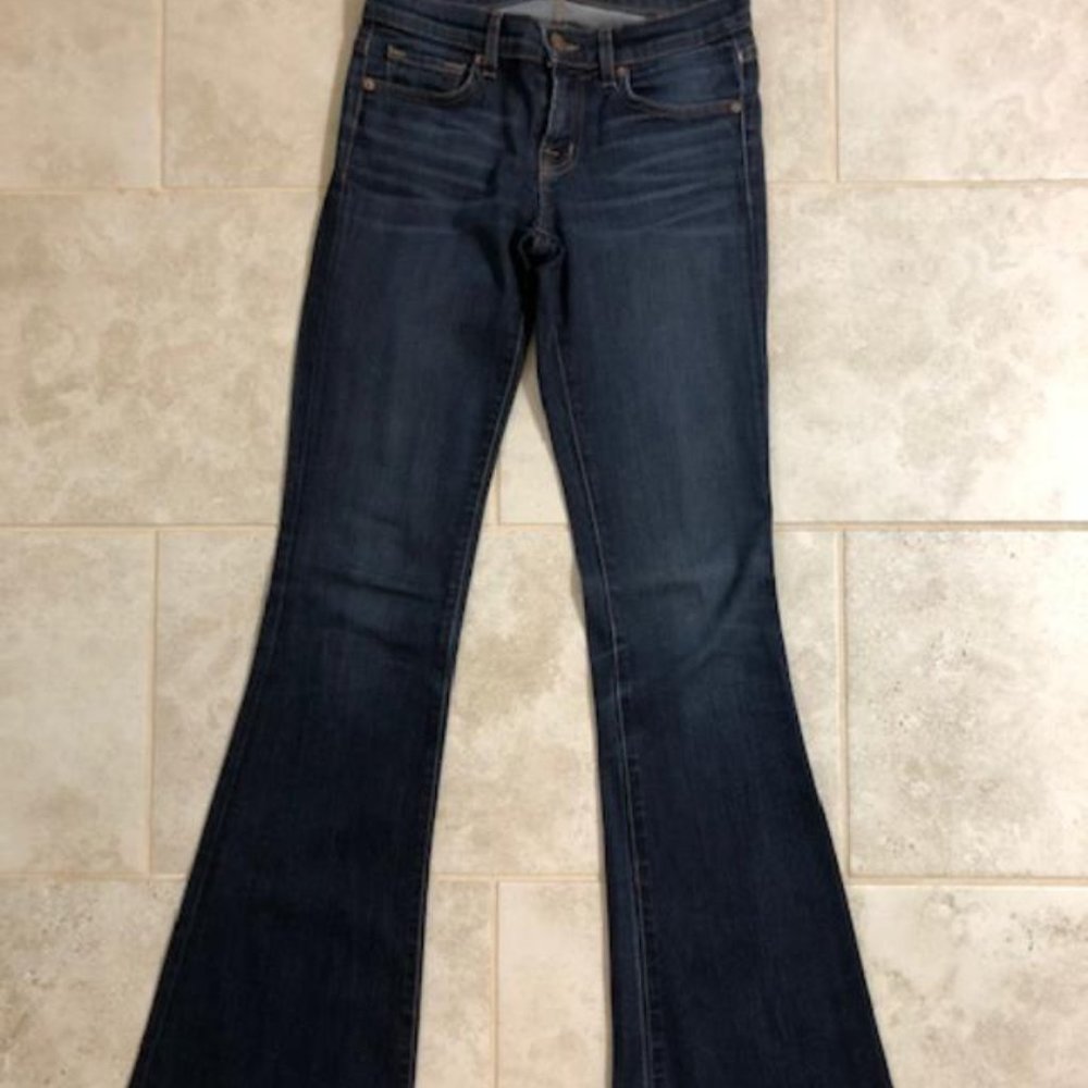 J Brand Mid-rise Flare Premium Denim Sz 25 EUC